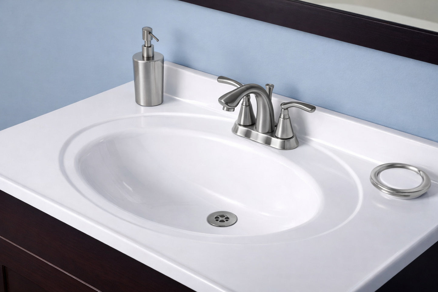 Glacier Bay 31 in W x 22 in D Cultured Marble White Round Single Sink Vanity Top in WhitE