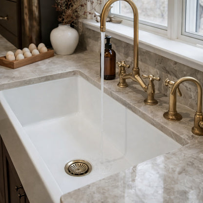 SINKOLOGY Bradstreet II 33 in Farmhouse Apron Front Undermount Single Bowl Crisp White Fireclay Kitchen Sink