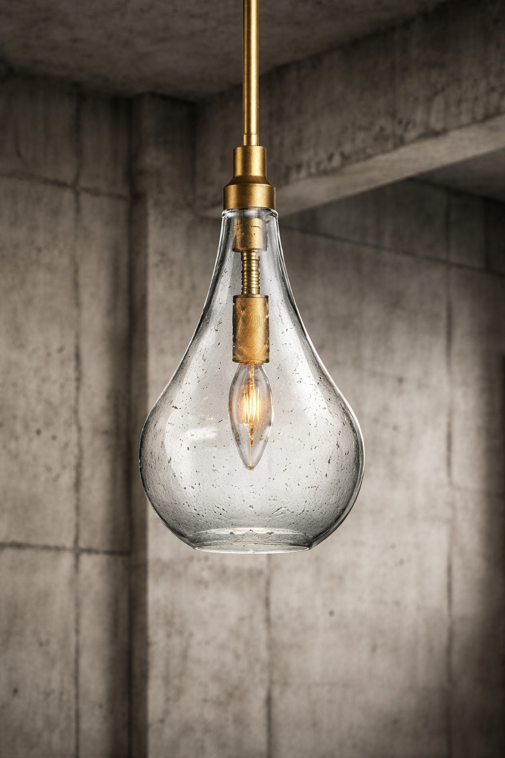 Uolfin Modern Island Pendant Light Iros 1 Light Brass Gold Teardrop Chandelier Pendant Light with Seeded Glass Shade