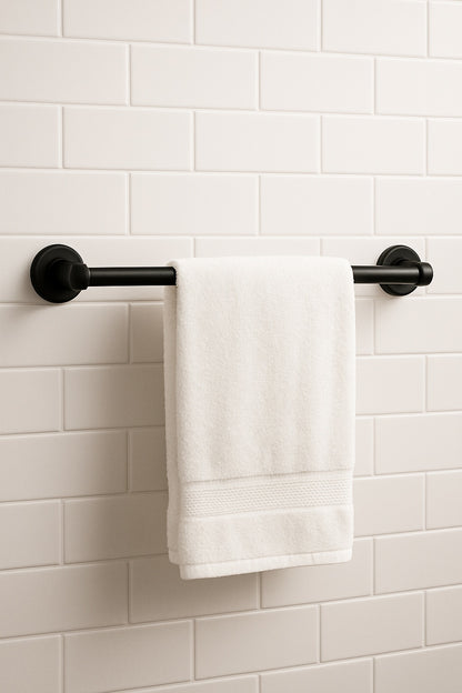 Genta 18 in. Towel Bar in Matte Black BH3618BL