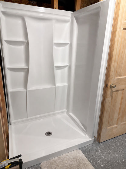 Delta Classic 500 36 in W x 73 25 in H x 36 in D 3 Piece Direct to Stud Alcove Shower Surrounds in High Gloss White