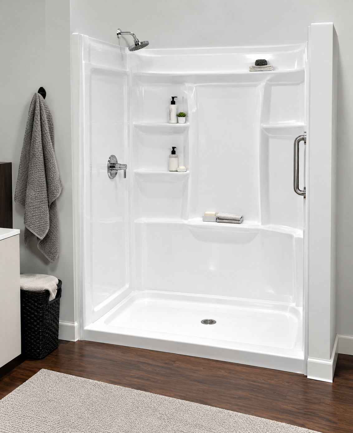 Delta Classic 500 60 in L x 32 in W Alcove Shower Pan Base with Center Drain in High Gloss White B12135 6032C WH