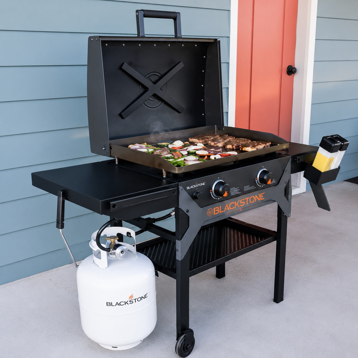 Blackstone 2 Burner Propane Outdoor Griddle with Hood in Black