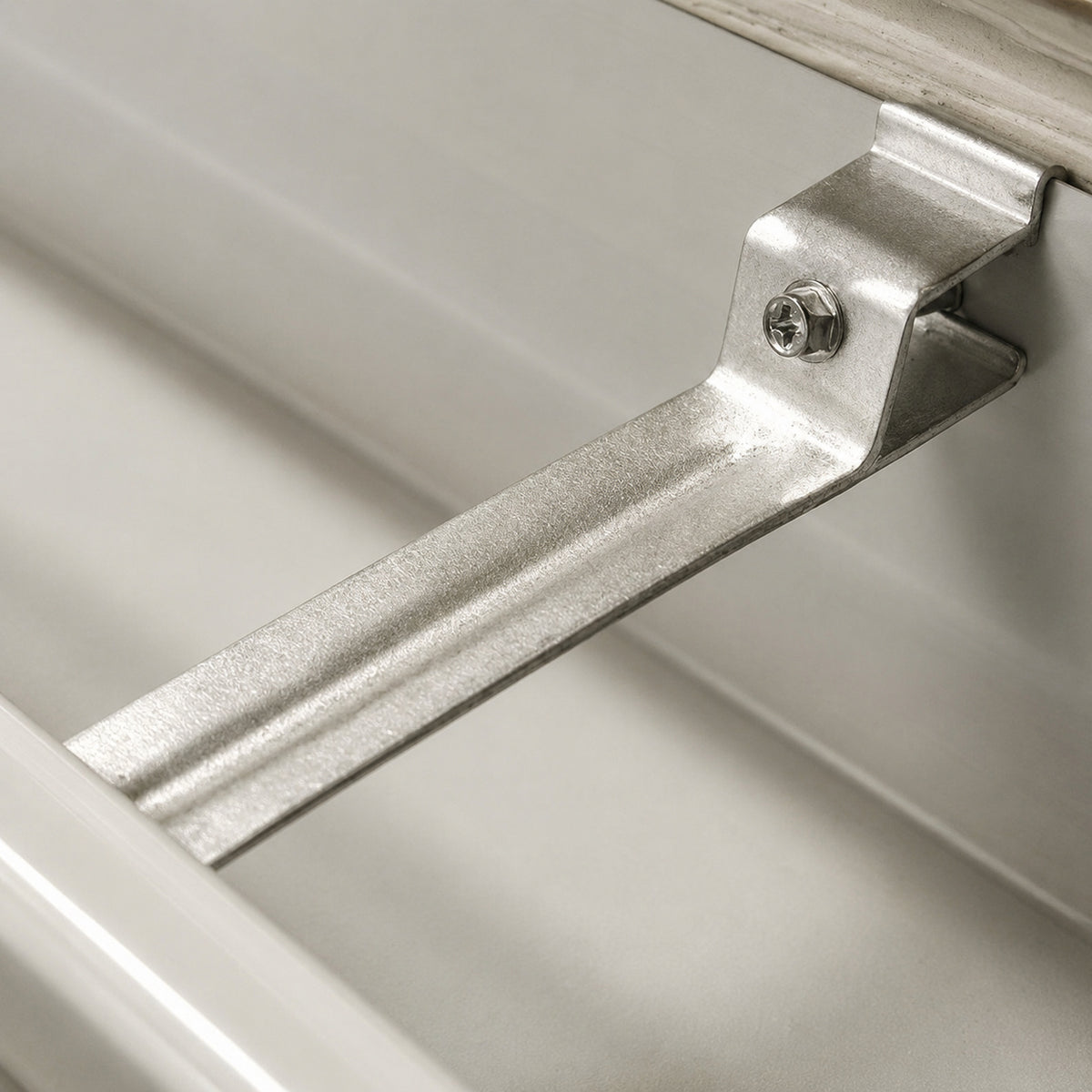 Everbilt 5 inch Aluminum Gutter Hanger with Screw 80 pack 1398
