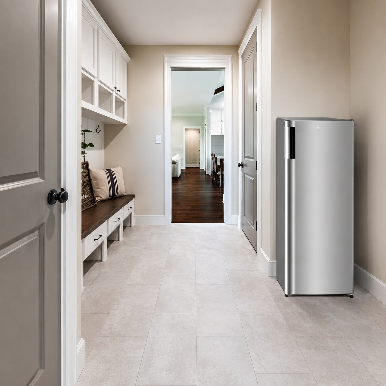 LG 6 0 Cu Ft Single Door Refrigerator with Inverter Compressor and Pocket Handle In Platinum Silver
