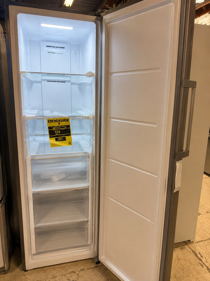 Hisense 10 2 Cu Ft Garage Ready Frost Free Convertible Upright Freezer with Seal Break Handle